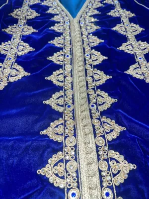 Caftan bleu en velours