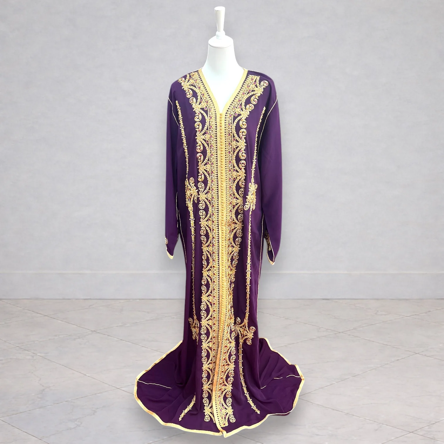 caftan-violet-doré-grande-taille-67cm